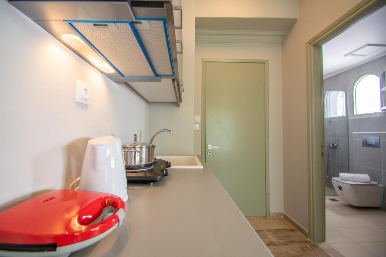 Mare Dentro Kalamaki Beachroad Apts By "Elite" Exterior foto