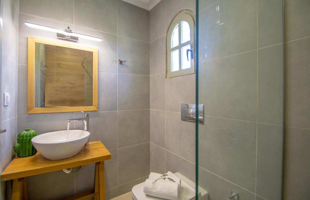 Mare Dentro Kalamaki Beachroad Apts By "Elite" Exterior foto